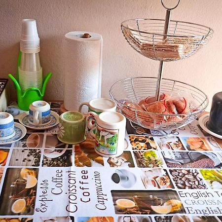 Domumontegrappa - Appartamento Indipendente Con Giardino - Sestu Εξωτερικό φωτογραφία