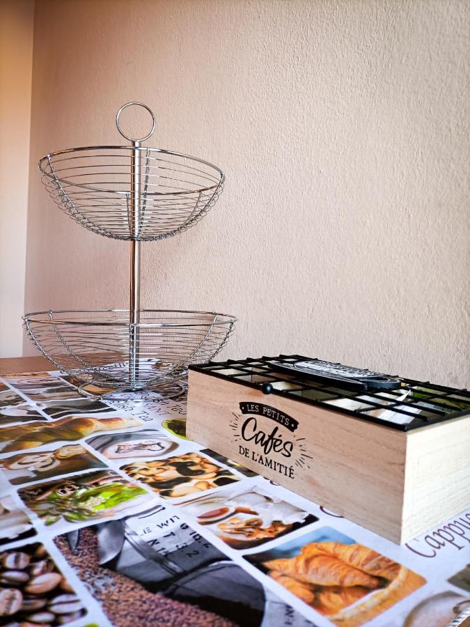 Domumontegrappa - Appartamento Indipendente Con Giardino - Sestu Εξωτερικό φωτογραφία
