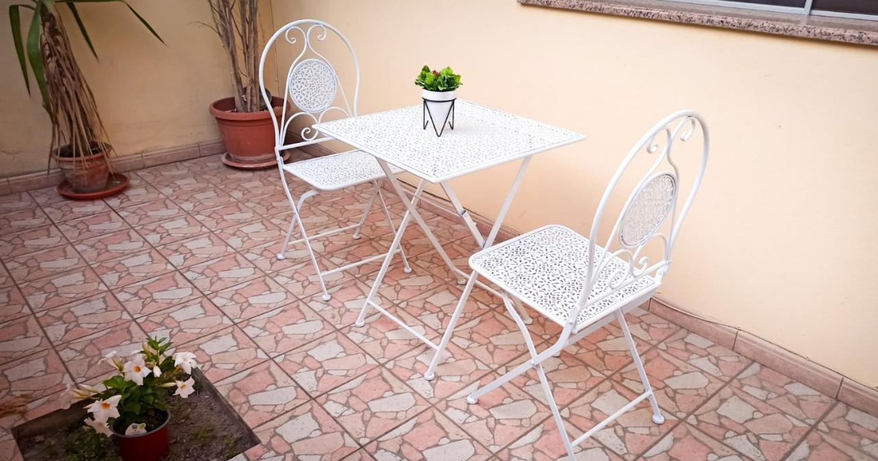 Domumontegrappa - Appartamento Indipendente Con Giardino - Sestu Εξωτερικό φωτογραφία