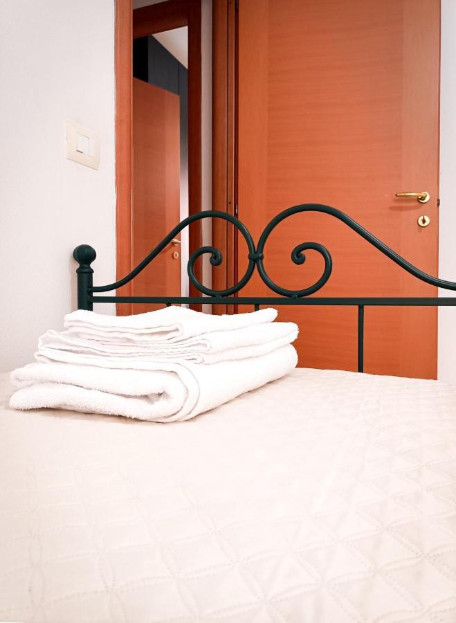 Domumontegrappa - Appartamento Indipendente Con Giardino - Sestu Εξωτερικό φωτογραφία